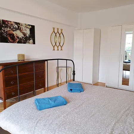 New Luxury Flat At Unirii And Parliament בוקרשט