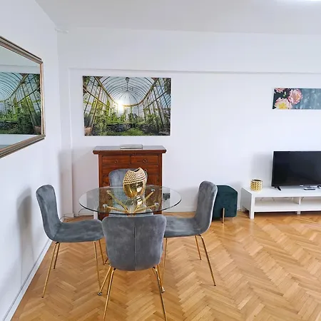 New Luxury Flat At Unirii And Parliament דירה בוקרשט