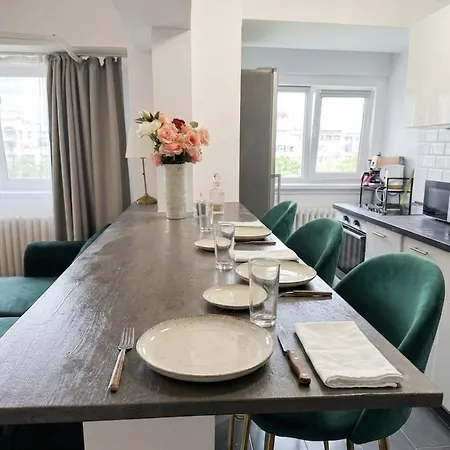 New Luxury Flat At Unirii And Parliament