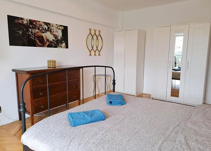 New Luxury Flat At Unirii And Parliament Bucarest