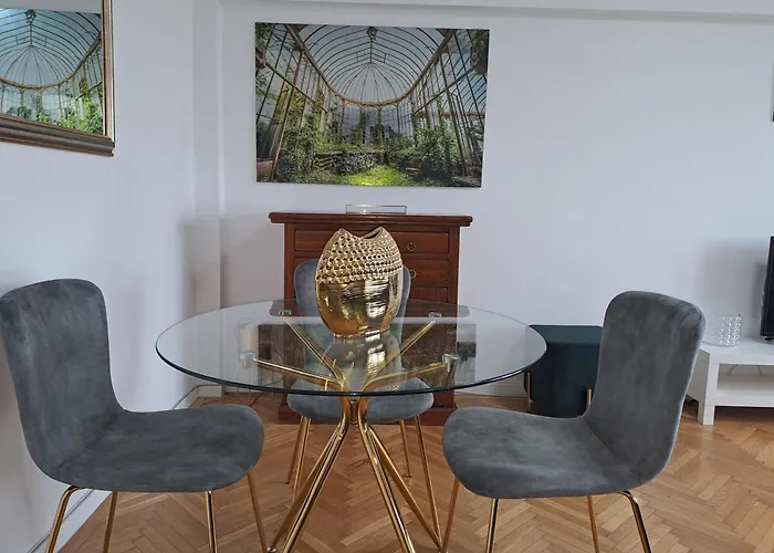 New Luxury Flat At Unirii And Parliament דירה בוקרשט